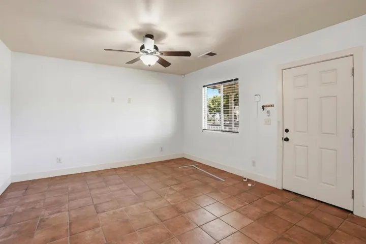 3870 E Nevada Avenue, Fresno, California 93702