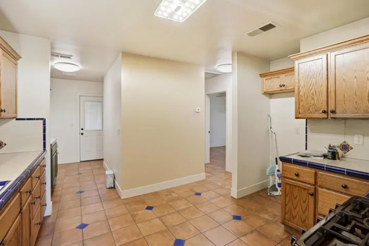 3870 E Nevada Avenue, Fresno, California 93702