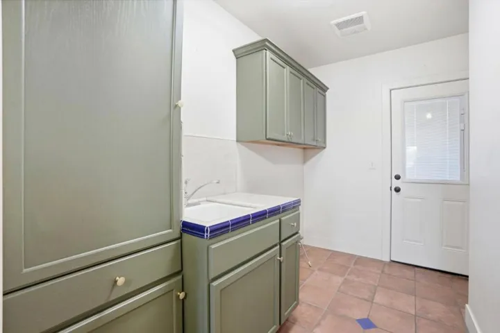 3870 E Nevada Avenue, Fresno, California 93702