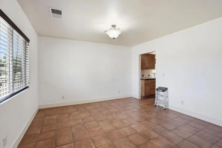 3870 E Nevada Avenue, Fresno, California 93702