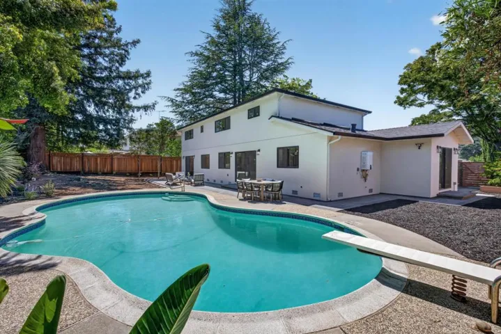 12637 Lido Way, Saratoga, California 95070
