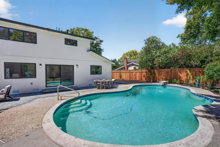 12637 Lido Way, Saratoga, California 95070