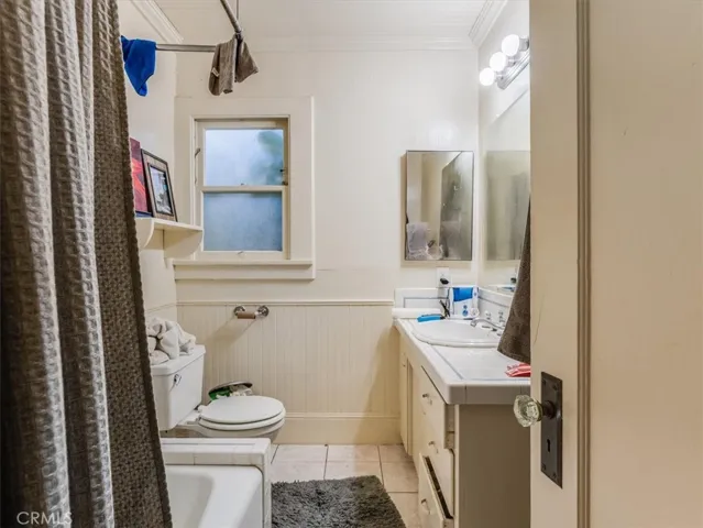 1420 A-  Bathroom