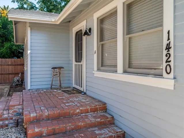 1420 A- Front Door