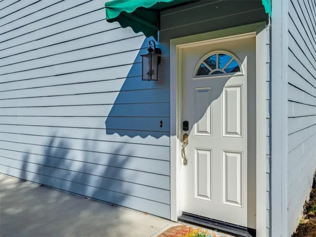 1428- Front Door