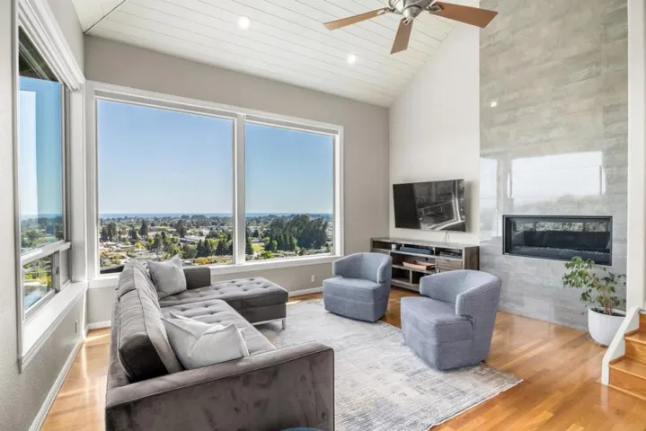 3660 Tiffani Court, Santa Cruz, California 95065