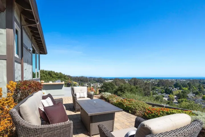 3660 Tiffani Court, Santa Cruz, California 95065