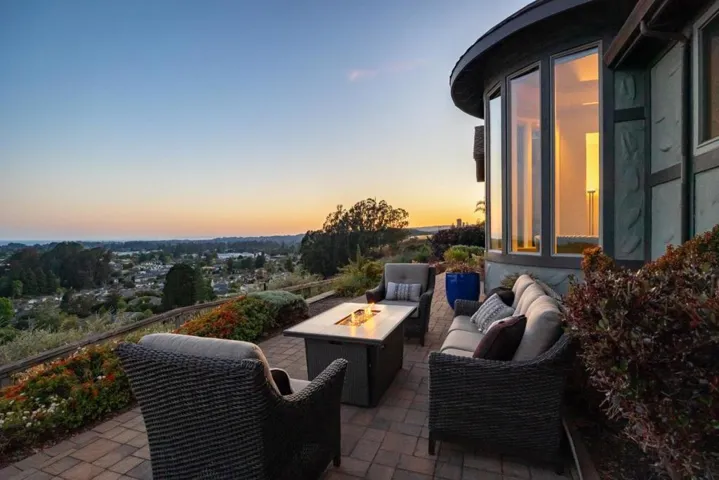 3660 Tiffani Court, Santa Cruz, California 95065