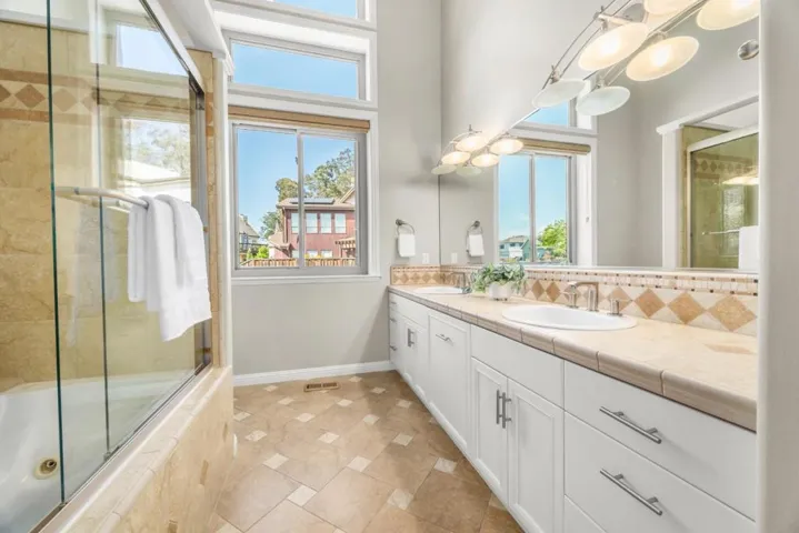 3660 Tiffani Court, Santa Cruz, California 95065