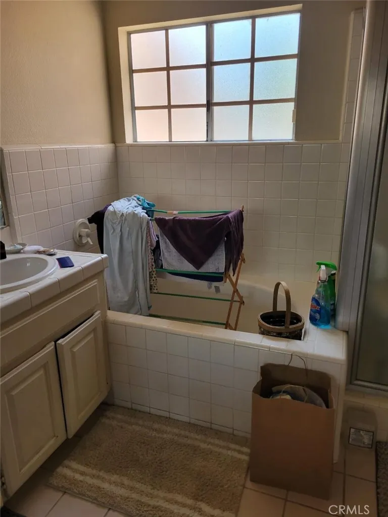 master bath upstairs