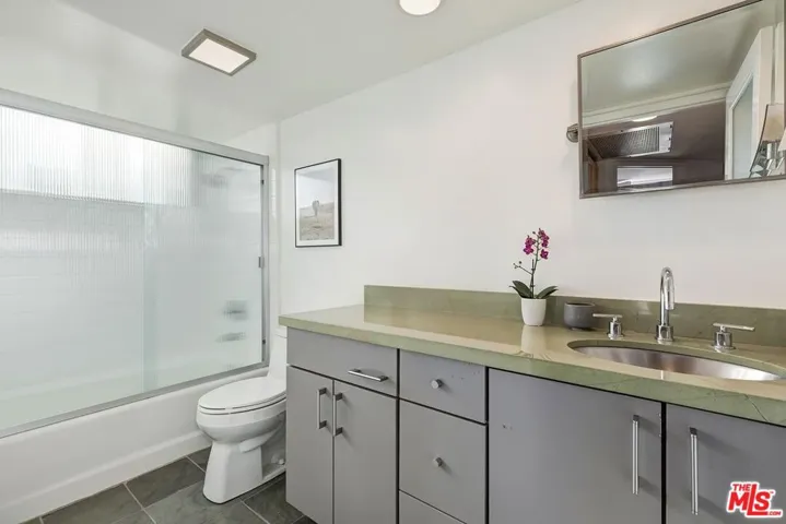 10608 Wilkins Avenue 303, Los Angeles, California 90024