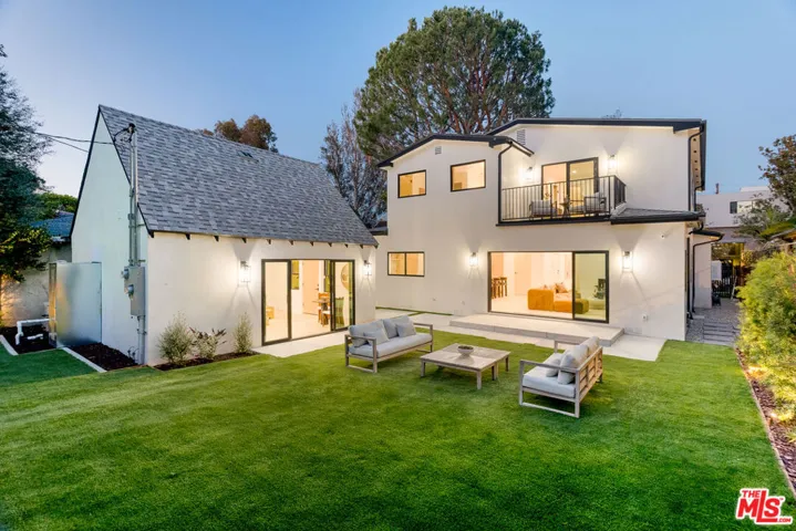 4323 Gentry Avenue, Studio City, California 91604