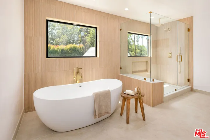 4323 Gentry Avenue, Studio City, California 91604