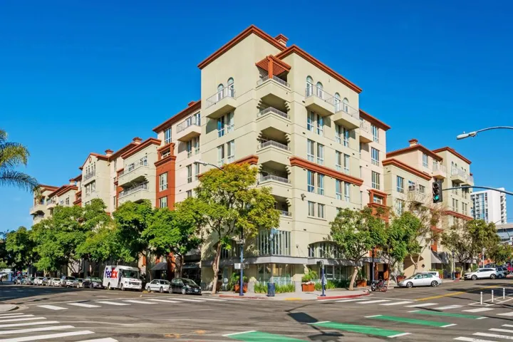 Facade/Exterior Front