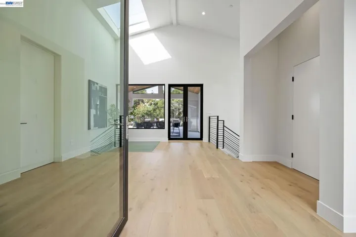 5883 Margarido Dr, Oakland, California 94618