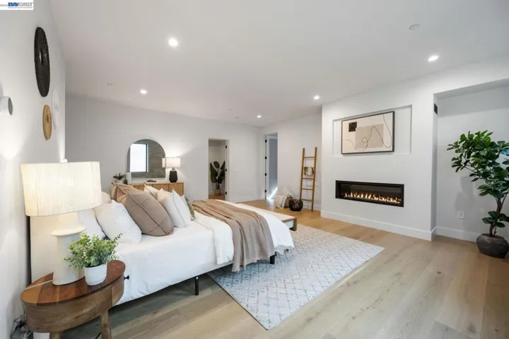 5883 Margarido Dr, Oakland, California 94618