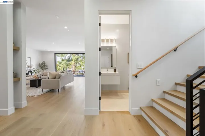 5883 Margarido Dr, Oakland, California 94618