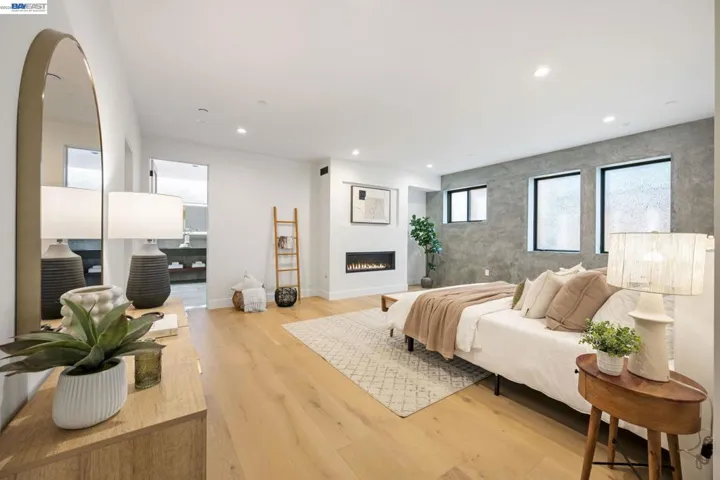 5883 Margarido Dr, Oakland, California 94618