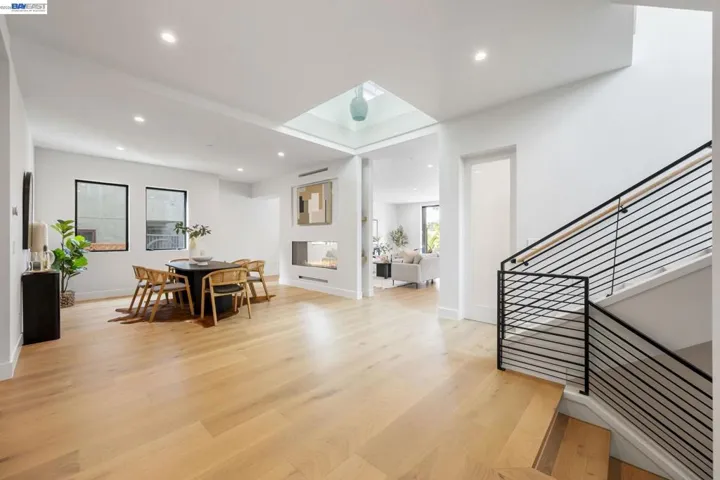 5883 Margarido Dr, Oakland, California 94618