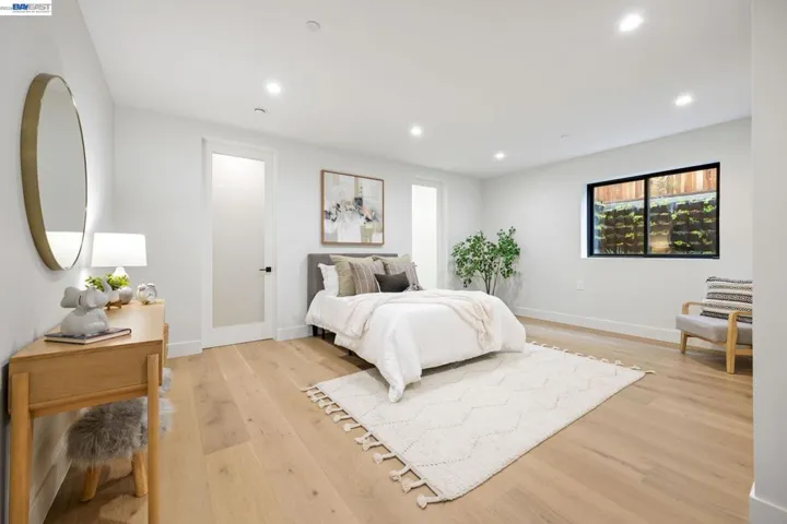 5883 Margarido Dr, Oakland, California 94618