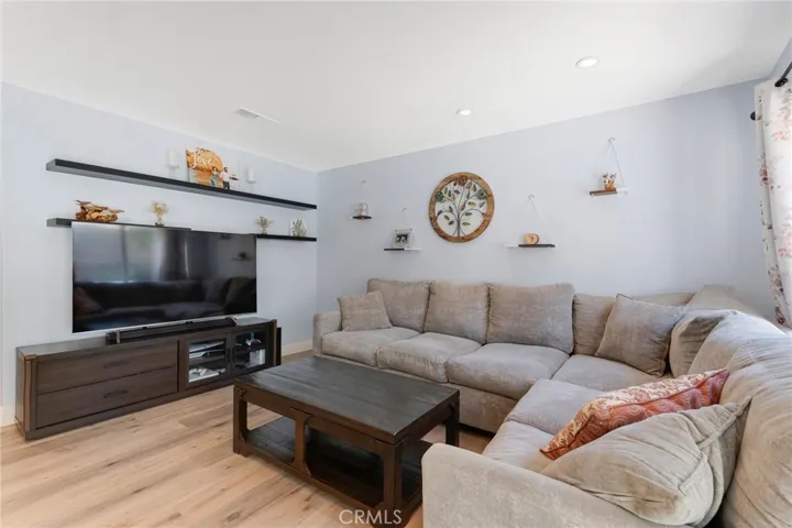 3843 San Gabriel Street, Simi Valley, California 93063