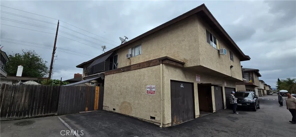 3126 E Orangethorpe, Anaheim, California 92806
