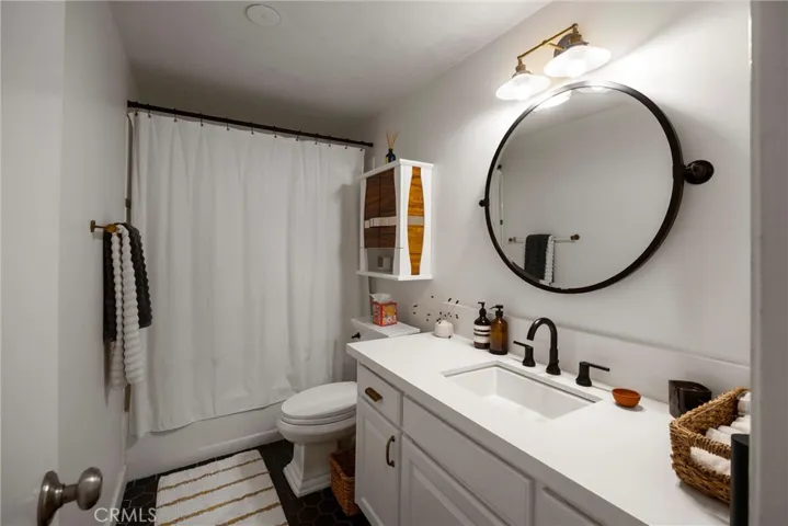1768 Glendon Ave 4, Los Angeles, California 90024