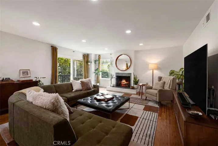1768 Glendon Ave 4, Los Angeles, California 90024