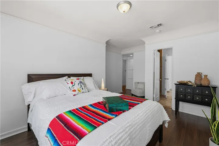 1026 S Crescent Heights, Los Angeles, California 90035