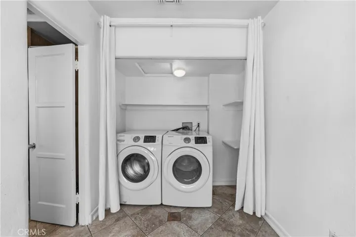 1026 S Crescent Heights, Los Angeles, California 90035