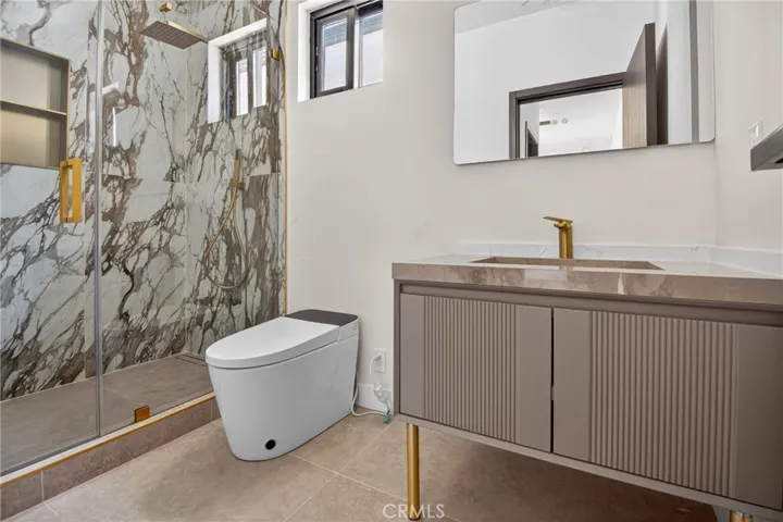 7605 Greg Avenue, Sun Valley, California 91352