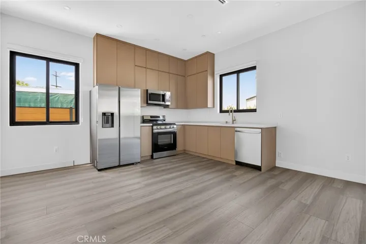 7605 Greg Avenue, Sun Valley, California 91352