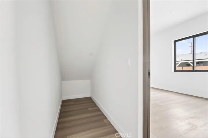 7605 Greg Avenue, Sun Valley, California 91352