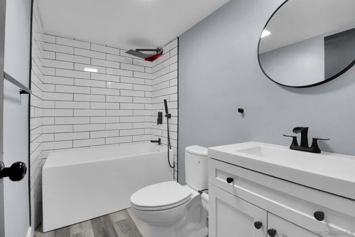 23823 Green Haven, Ramona, California 92065