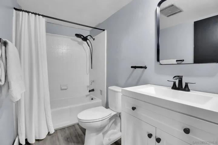 23823 Green Haven, Ramona, California 92065