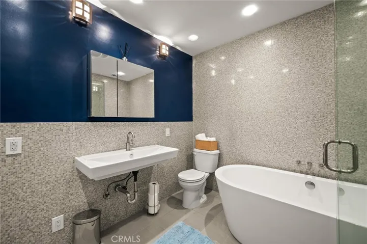 3441 Virginia Road, Los Angeles, California 90016