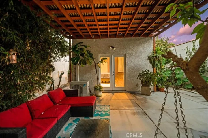 3441 Virginia Road, Los Angeles, California 90016