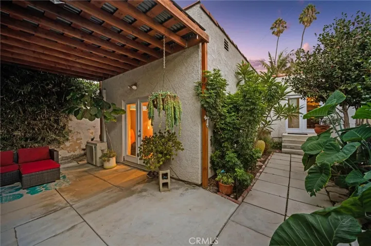 3441 Virginia Road, Los Angeles, California 90016