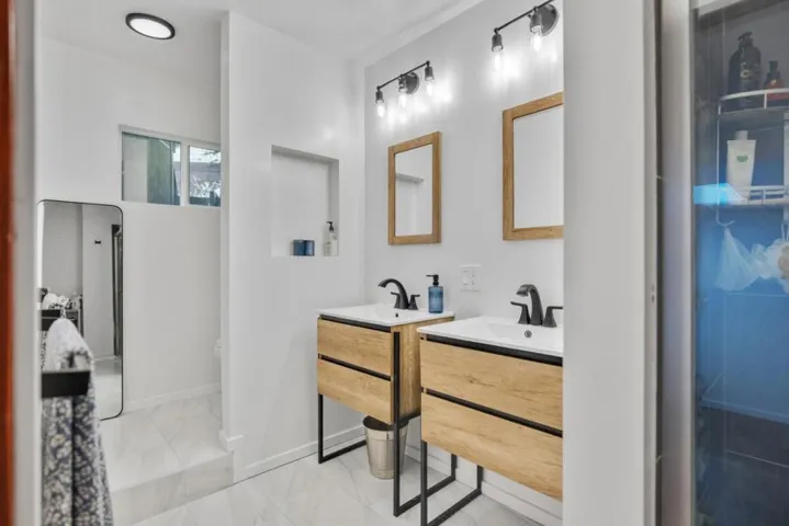 20851 Assiniboine Trail, Los Gatos, California 95033