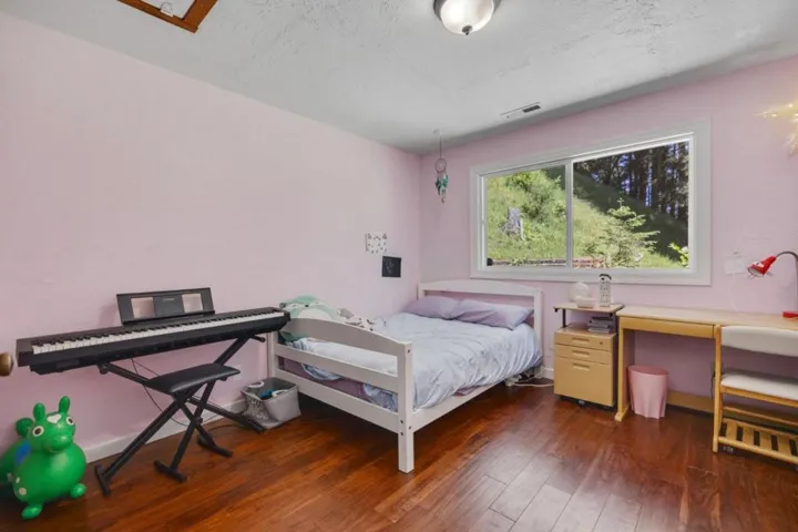 20851 Assiniboine Trail, Los Gatos, California 95033