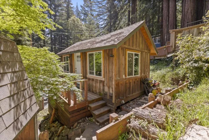 20851 Assiniboine Trail, Los Gatos, California 95033