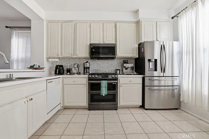 746 Kohala Street, Oxnard, California 93030