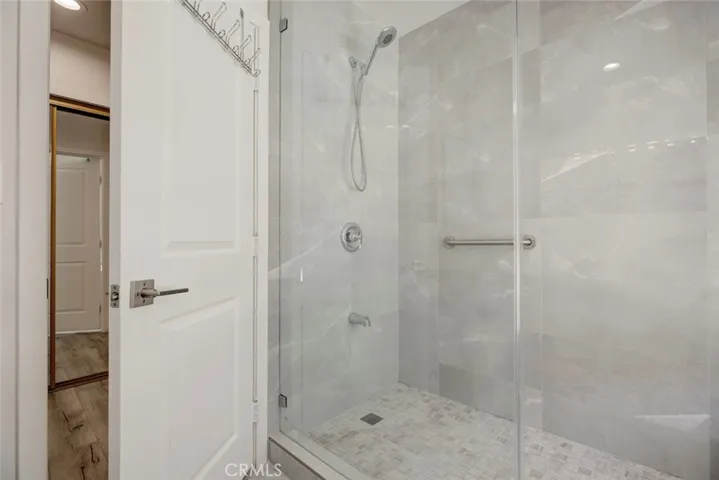 master spacious walk-in shower