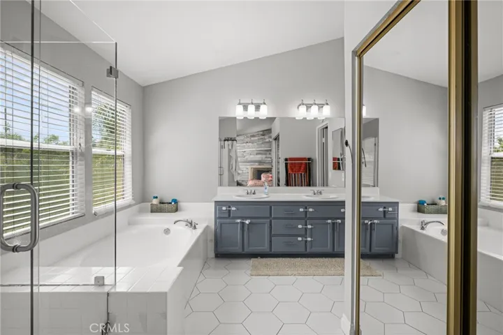 1538 Rexford, Hemet, California 92545