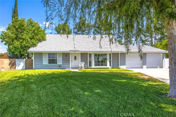 7059 Cienega, Highland, California 92346