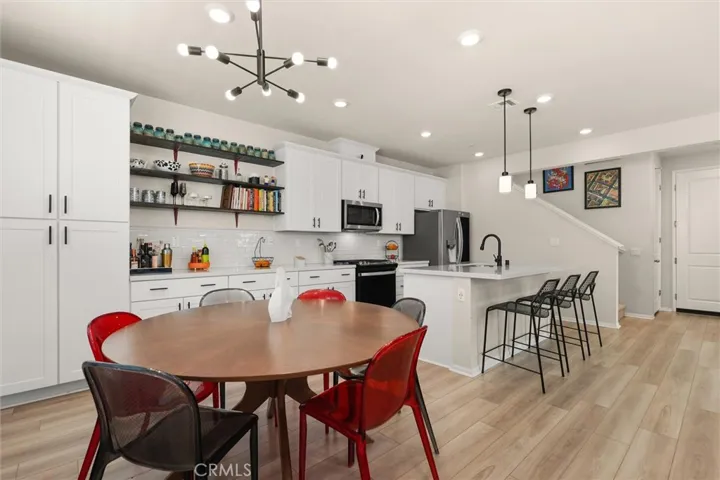 112 Homestead, Rancho Mission Viejo, California 92694