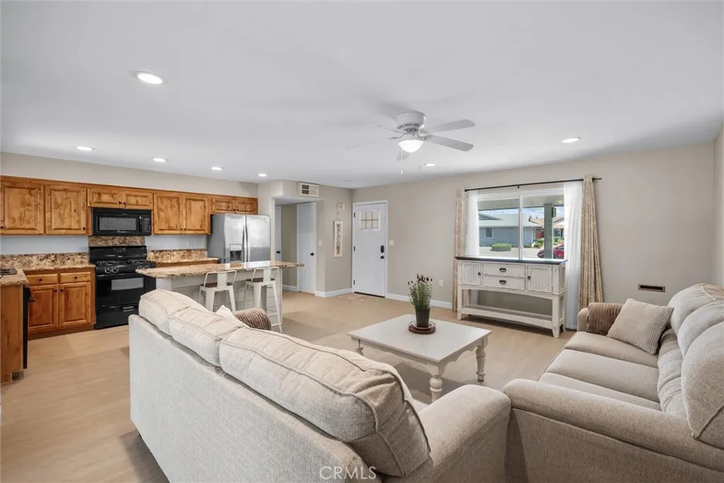 26750 Oakmont Dr, Menifee, California 92586 — photo 5