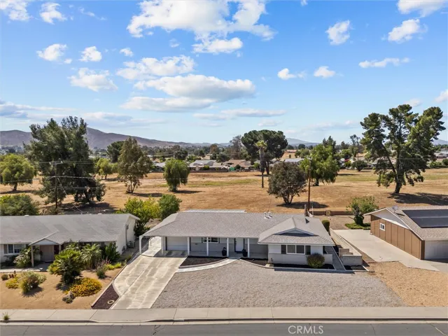 26750 Oakmont Dr, Menifee, California 92586