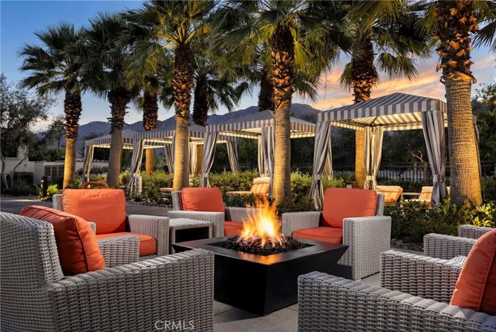 Pool Cabanas