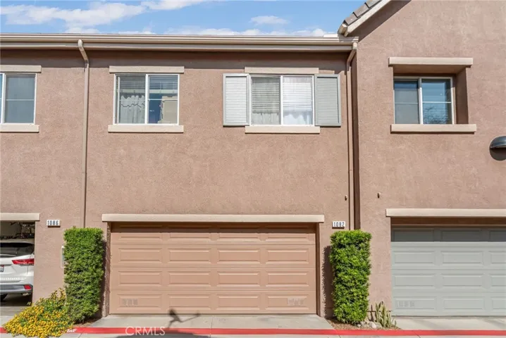1082 Venice, Upland, California 91786